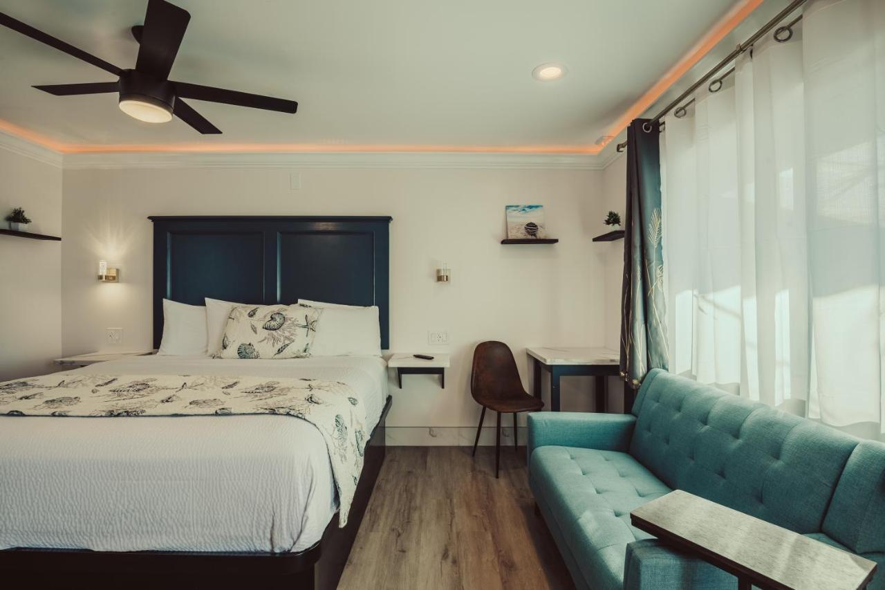 Blufftop Inn & Suites - Wharf/Restaurant District モロ・ベイ エクステリア 写真