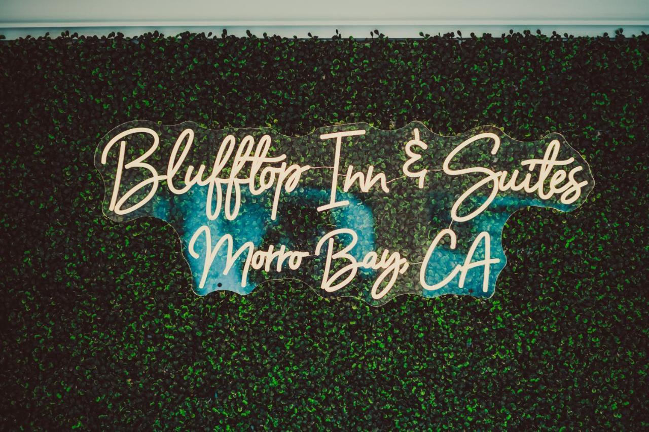 Blufftop Inn & Suites - Wharf/Restaurant District モロ・ベイ エクステリア 写真